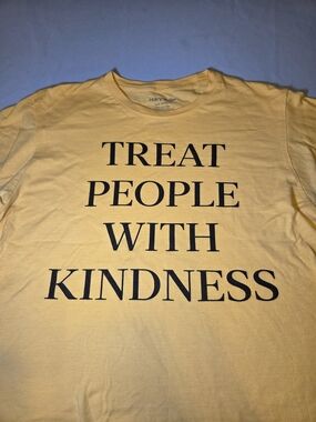 Harry Styles TPWK Treat People With Kindness T Shirt Medium Yellow Unisex Merch